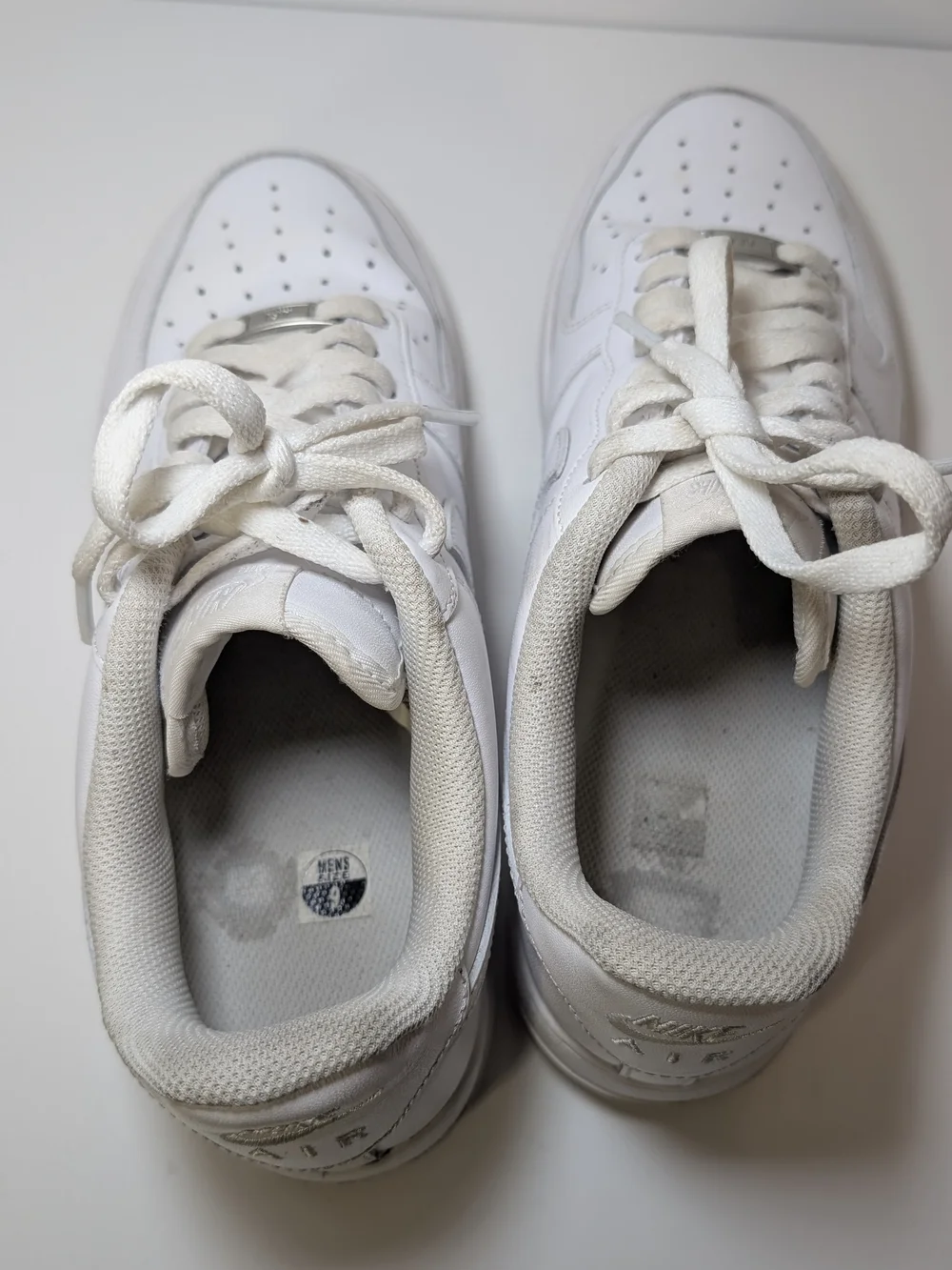 Nike Air Force 1 '07 Triple White Low Mens Size 9 Sneakers CW2288-111